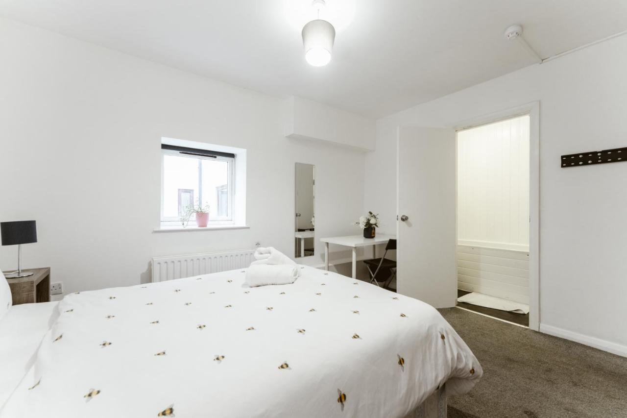 Whitechapel En-Suite Beds To Stay Лондон Екстер'єр фото