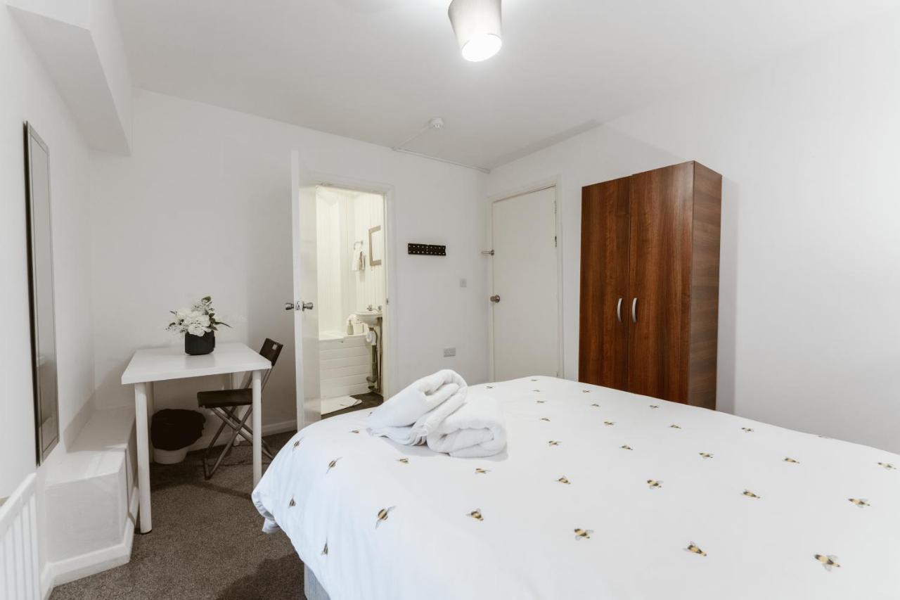 Whitechapel En-Suite Beds To Stay Лондон Екстер'єр фото