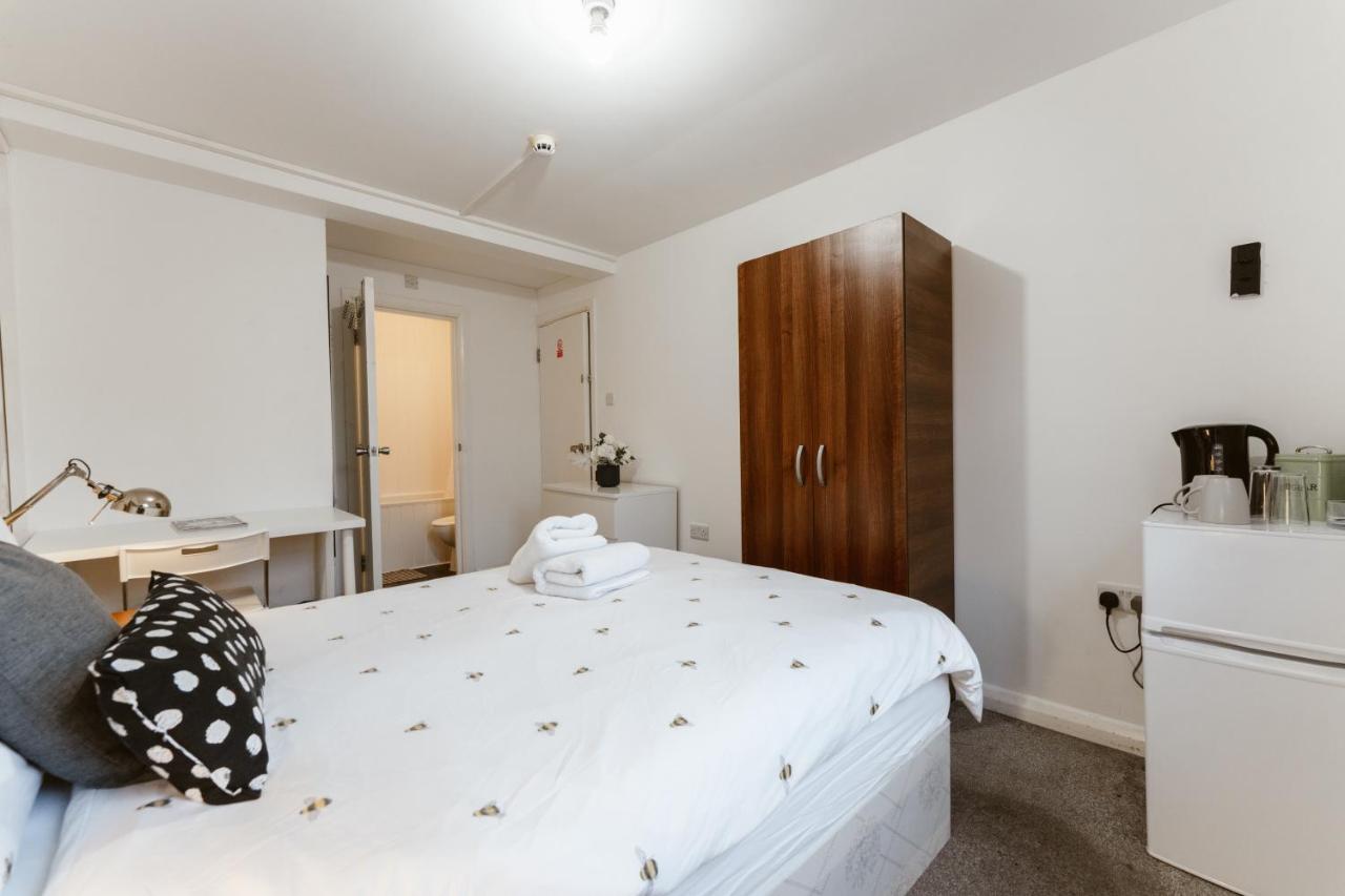 Whitechapel En-Suite Beds To Stay Лондон Екстер'єр фото